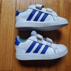 Adidas Kids White and Blue Original Sneakers Size 9